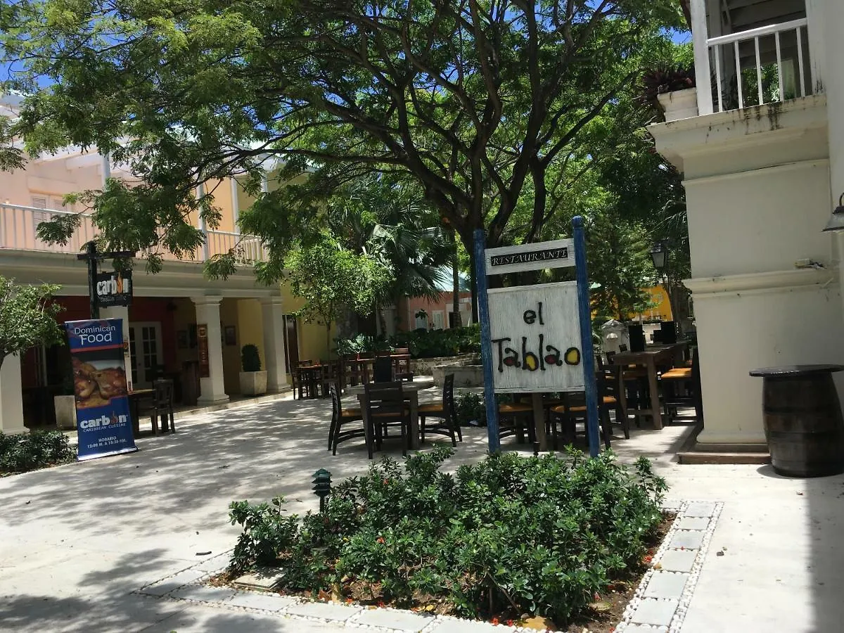 Villa Olivo 9, Punta Cana Village location